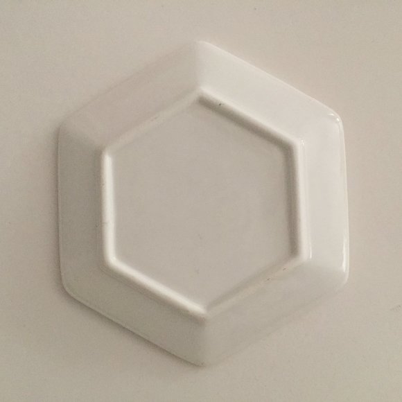 Pier 1 Marble Ring Dish - Picture 2 of 3